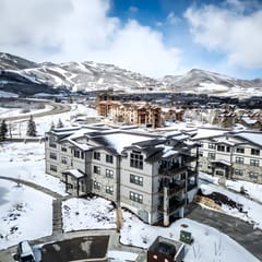 Mayflower Lakeside Ski Getaway 202