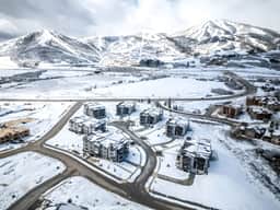 Deer Valley Mayflower Lakeside 202