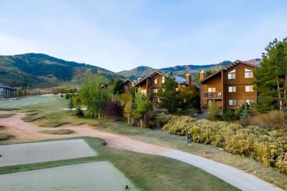 Park City Canyons Red Pine Mountain Getaway - Image 1