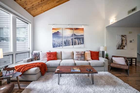 Park City Canyons Ski Chalet - Image 1