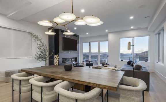 Park City King’s Crown Summit Retreat (Ski-In Ski-Out)
