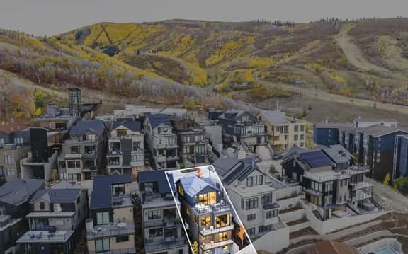 Park City King’s Crown Summit Retreat (Ski-In Ski-Out)