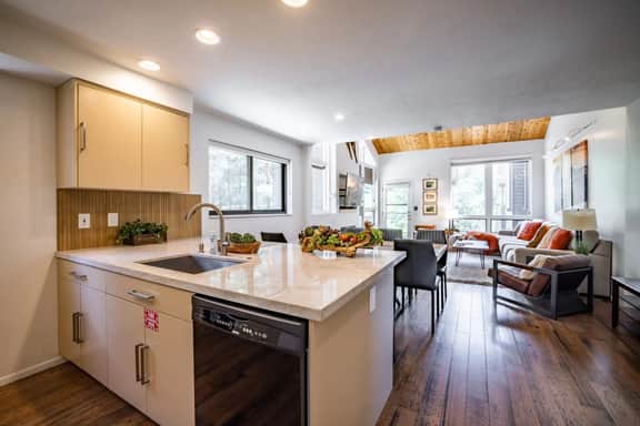 Park City Canyons Ski Chalet
