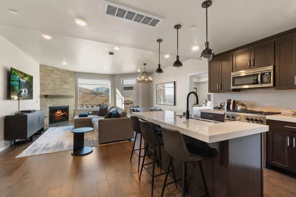 Park City Wasatch Ski Penthouse - Image 3