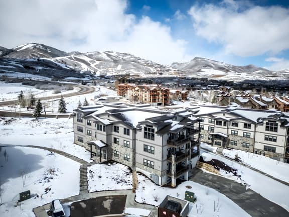 Deer Valley Mayflower Lakeside 202