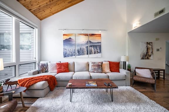 Park City Canyons Ski Chalet